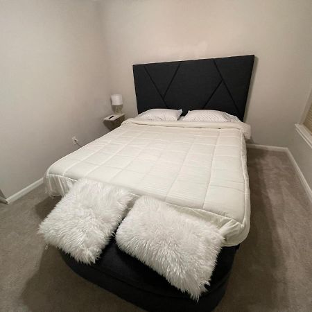 Insperit Home At Galleria With Heated Pool Spa ヒューストン エクステリア 写真