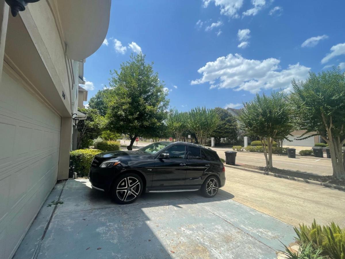 Insperit Home At Galleria With Heated Pool Spa ヒューストン エクステリア 写真