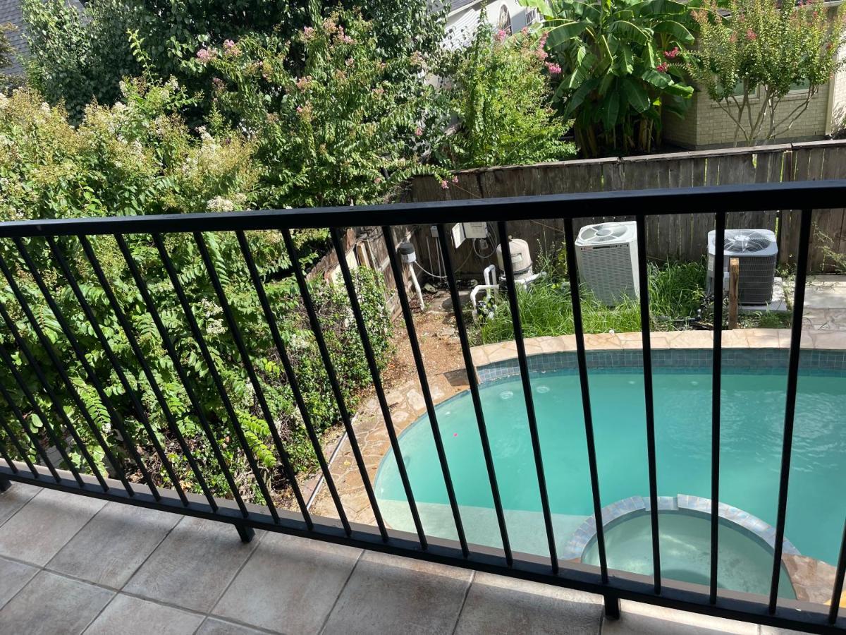 Insperit Home At Galleria With Heated Pool Spa ヒューストン エクステリア 写真