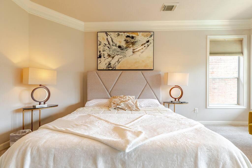 Insperit Home At Galleria With Heated Pool Spa ヒューストン エクステリア 写真