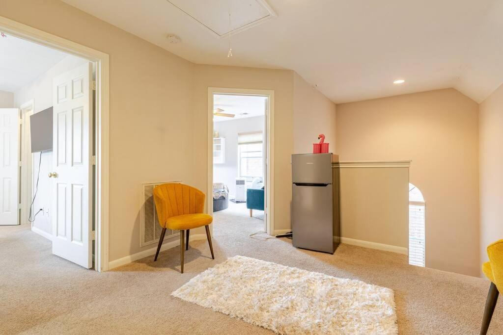 Insperit Home At Galleria With Heated Pool Spa ヒューストン エクステリア 写真